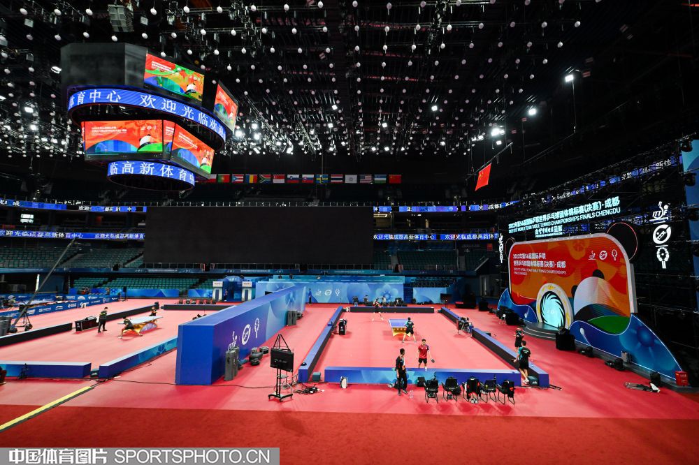 伪满皇宫博物院“骏马踏雪·勇敢少年行”冰雪季青少年马术体验日公益活动圆满举办