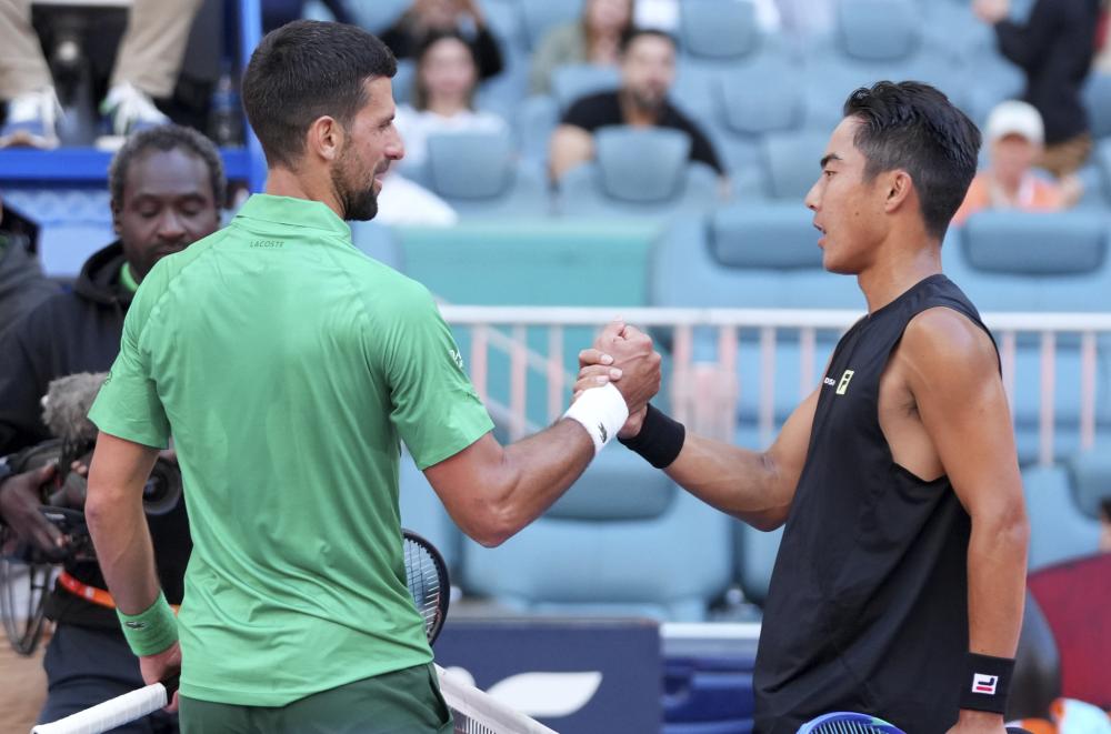 曹永竞：祝贺法比奥获得金靴，接下来继续冲击足协杯