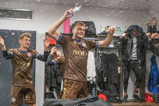 手的多场热 手的多场热